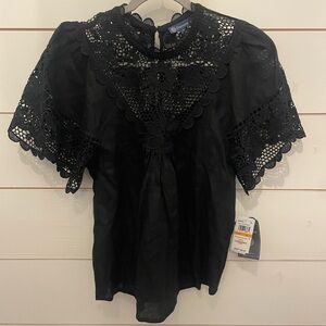 Democracy linen and crochet top